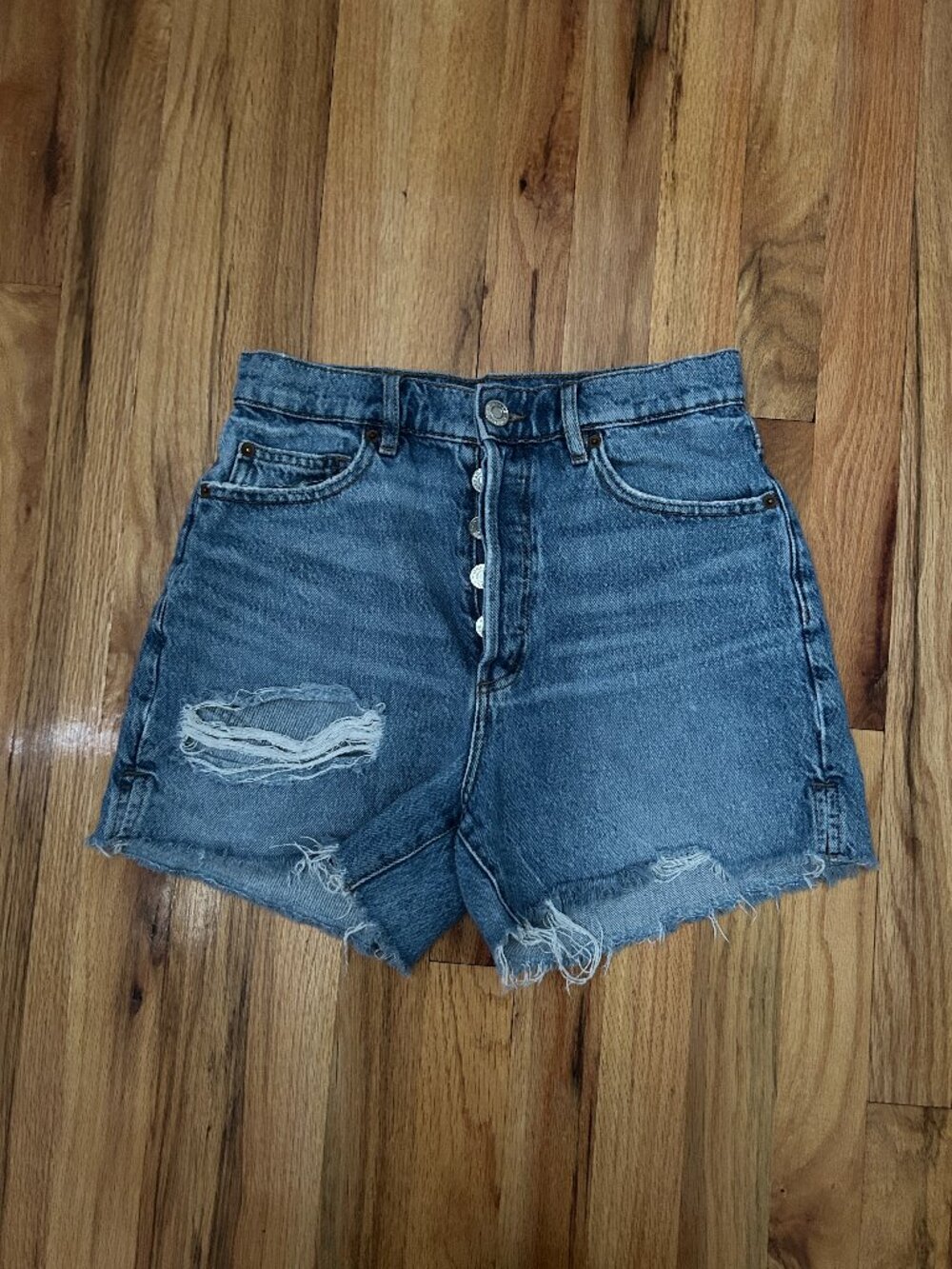 Garage High Rise Button Up Distressed Denim Shorts Women’s Size 26 Y2K Grunge